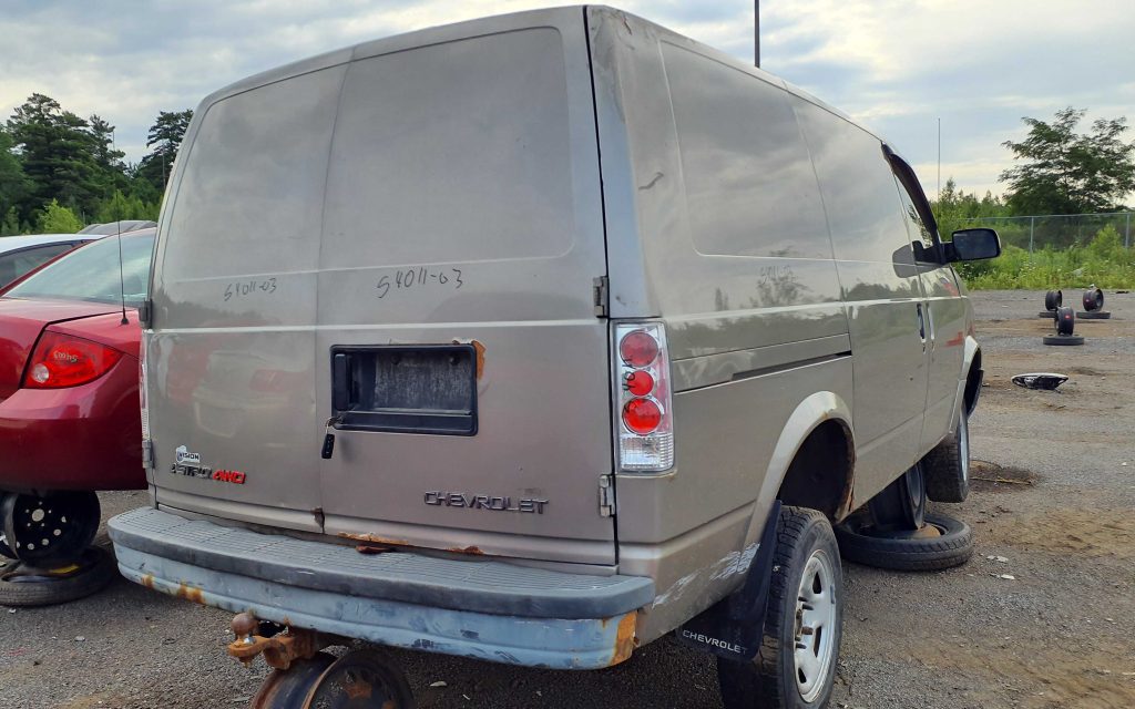 CHEVROLET ASTRO 2003