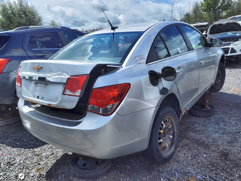 CHEVROLET CRUZE 2011