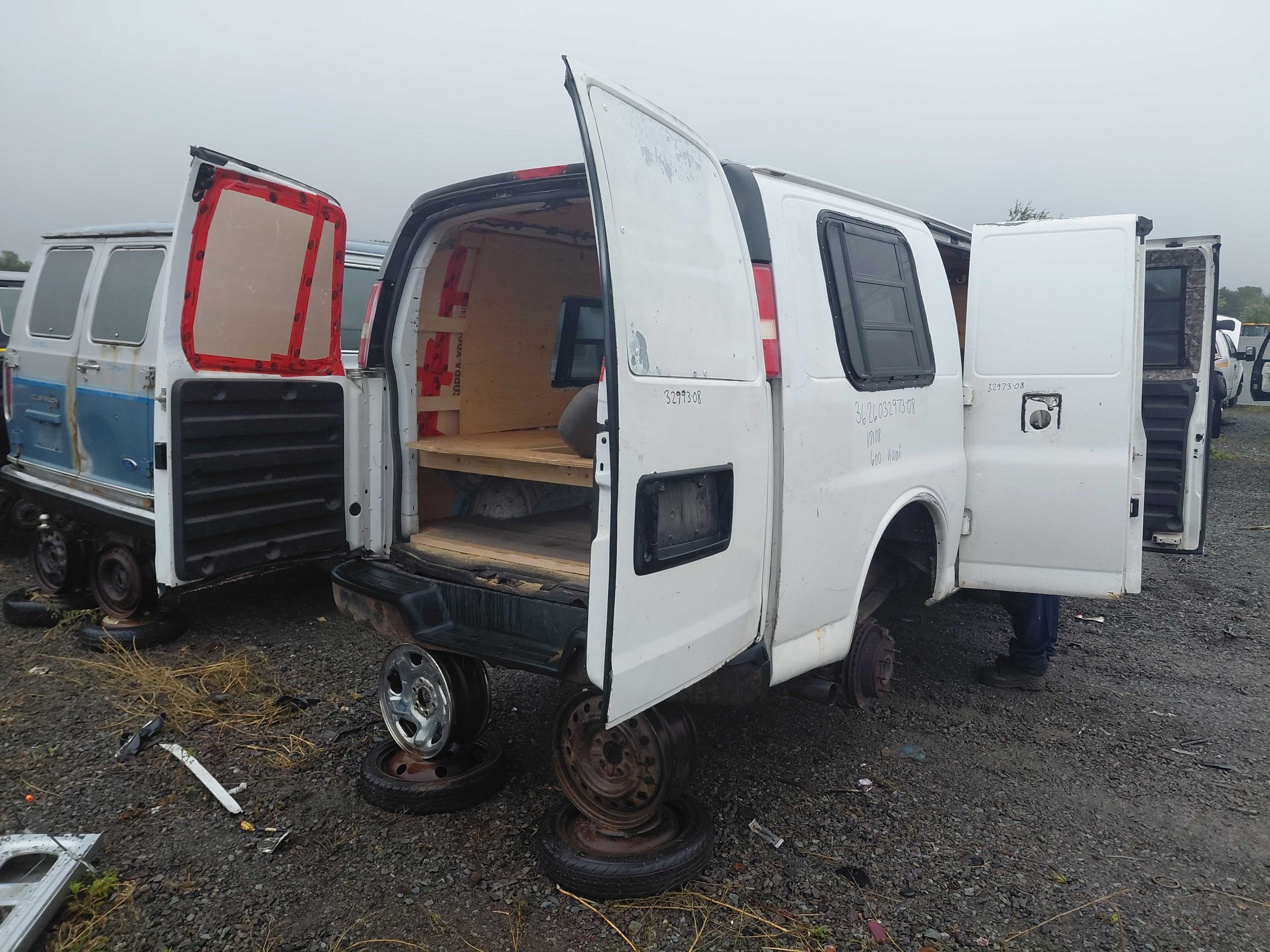 CHEVROLET EXPRESS VAN 2008
