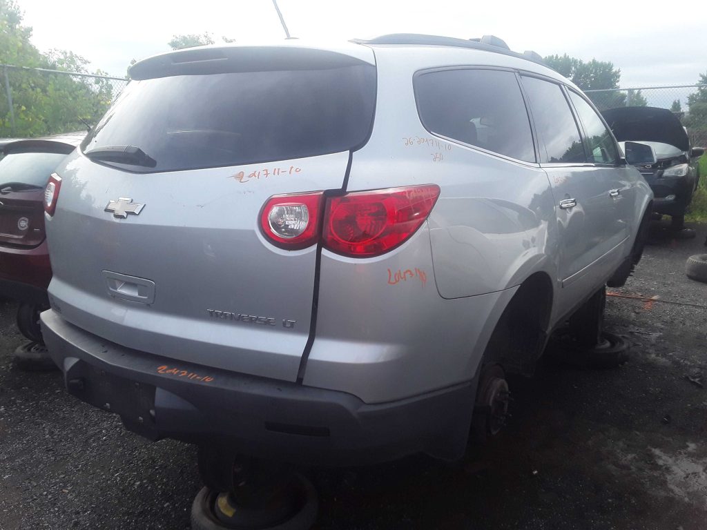 CHEVROLET TRAVERSE 2010