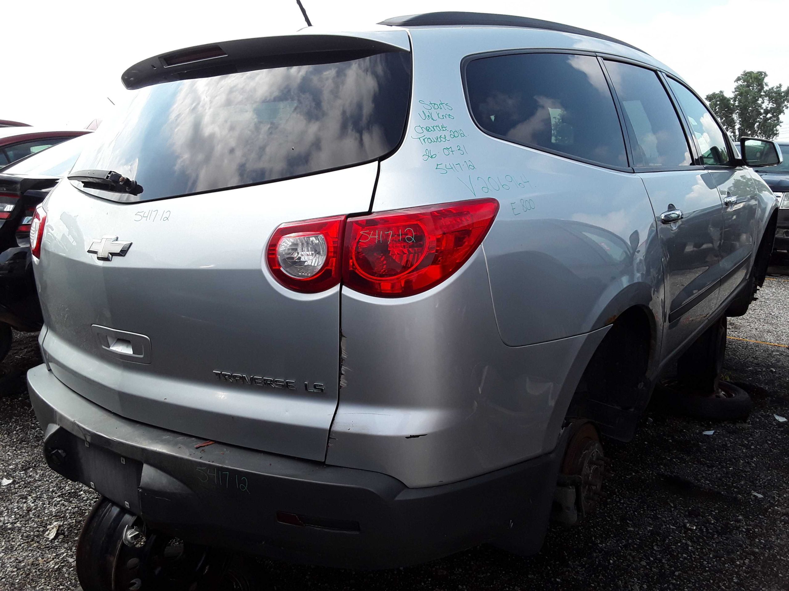 CHEVROLET TRAVERSE 2012
