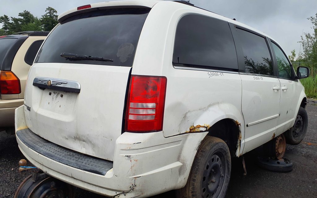 CHRYSLER TOWN & COUNTRY 2008