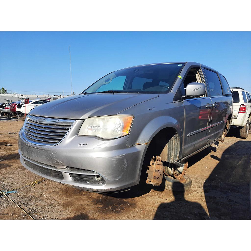 CHRYSLER TOWN & COUNTRY 2014