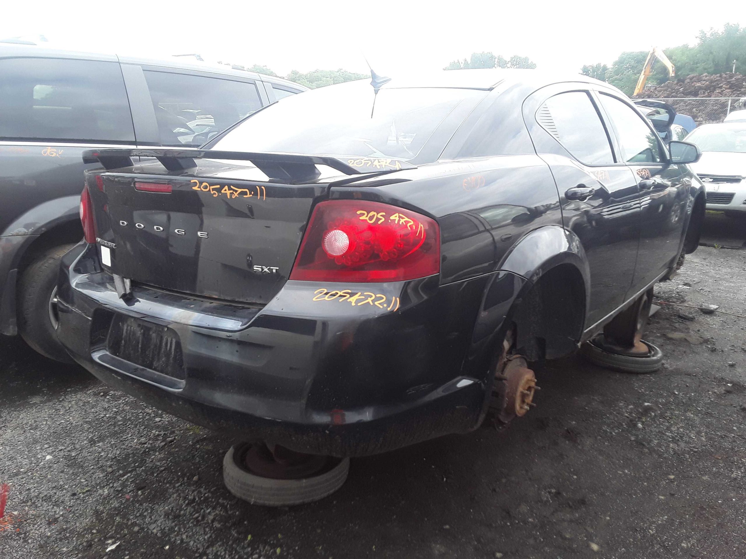 DODGE AVENGER 2011