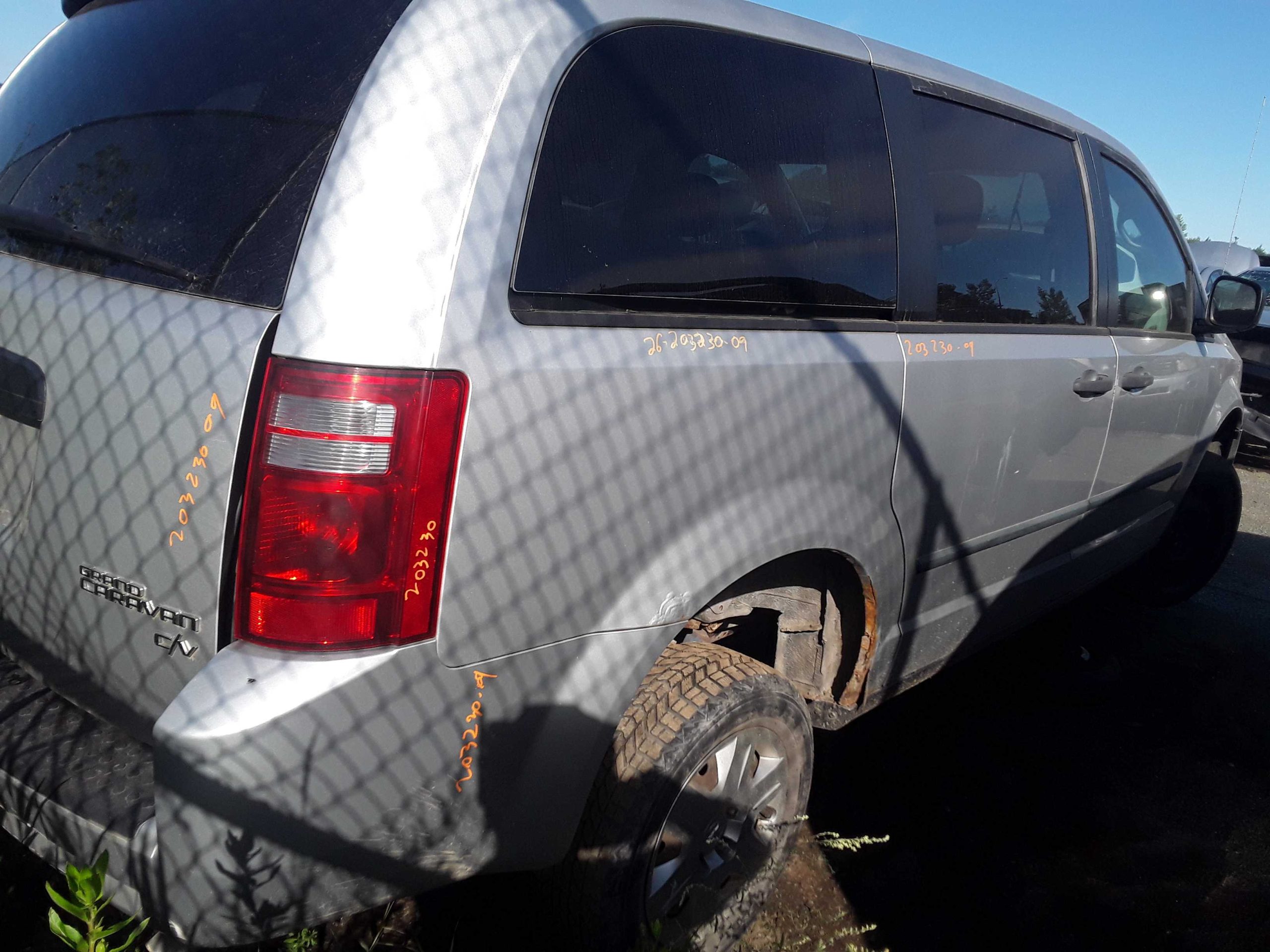 DODGE GRAND CARAVAN 2009