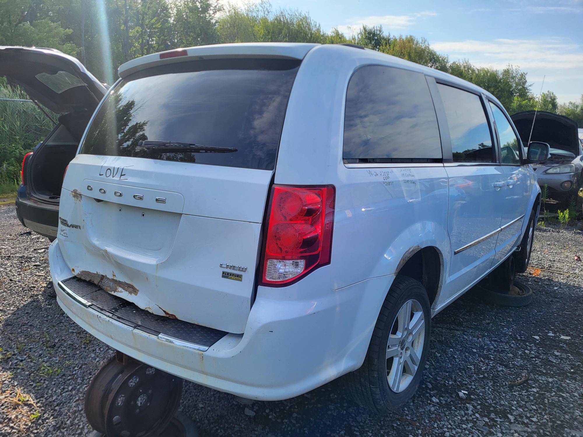 DODGE GRAND CARAVAN 2014