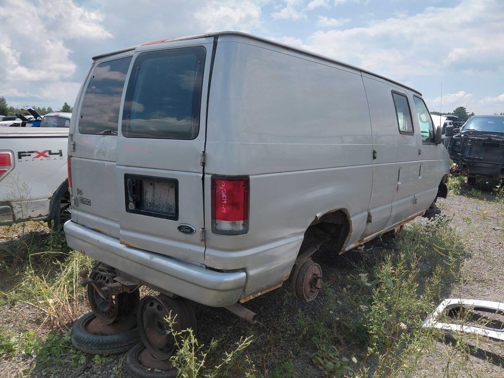 FORD ECONOLINE 2001