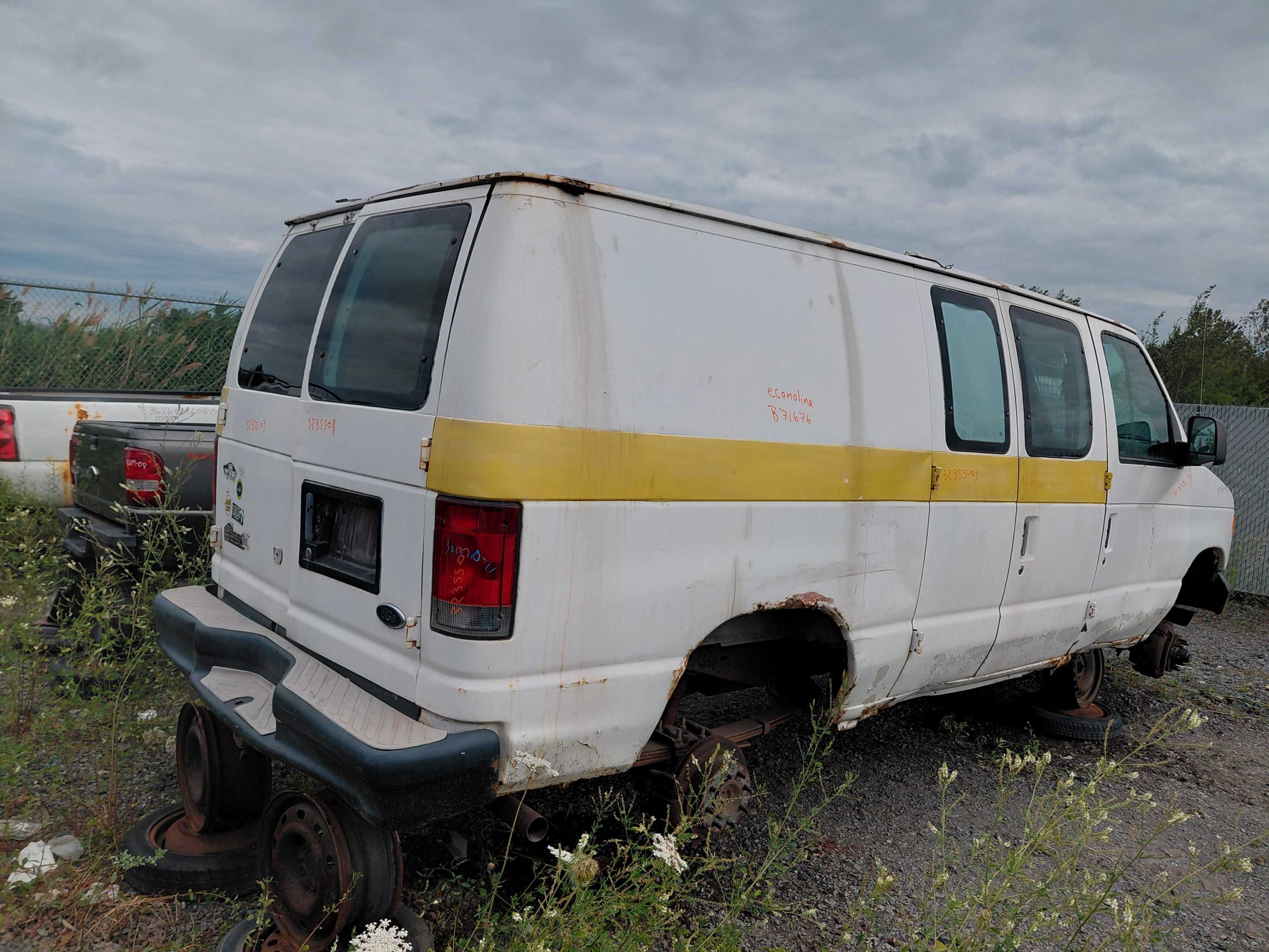 FORD ECONOLINE 2003