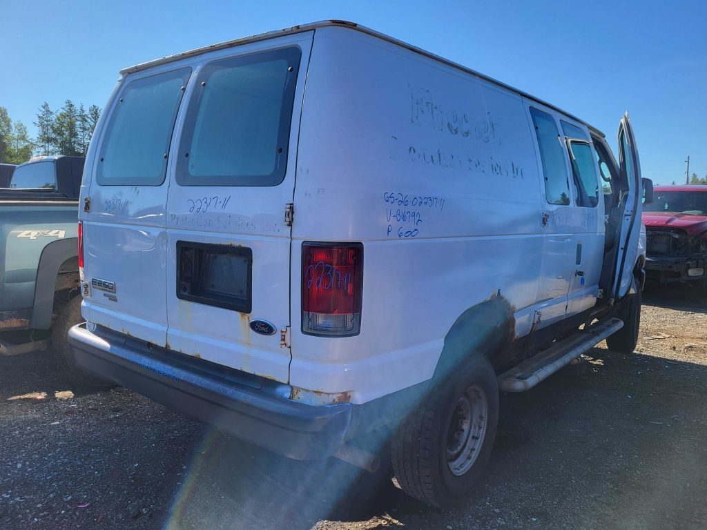 FORD ECONOLINE 2011