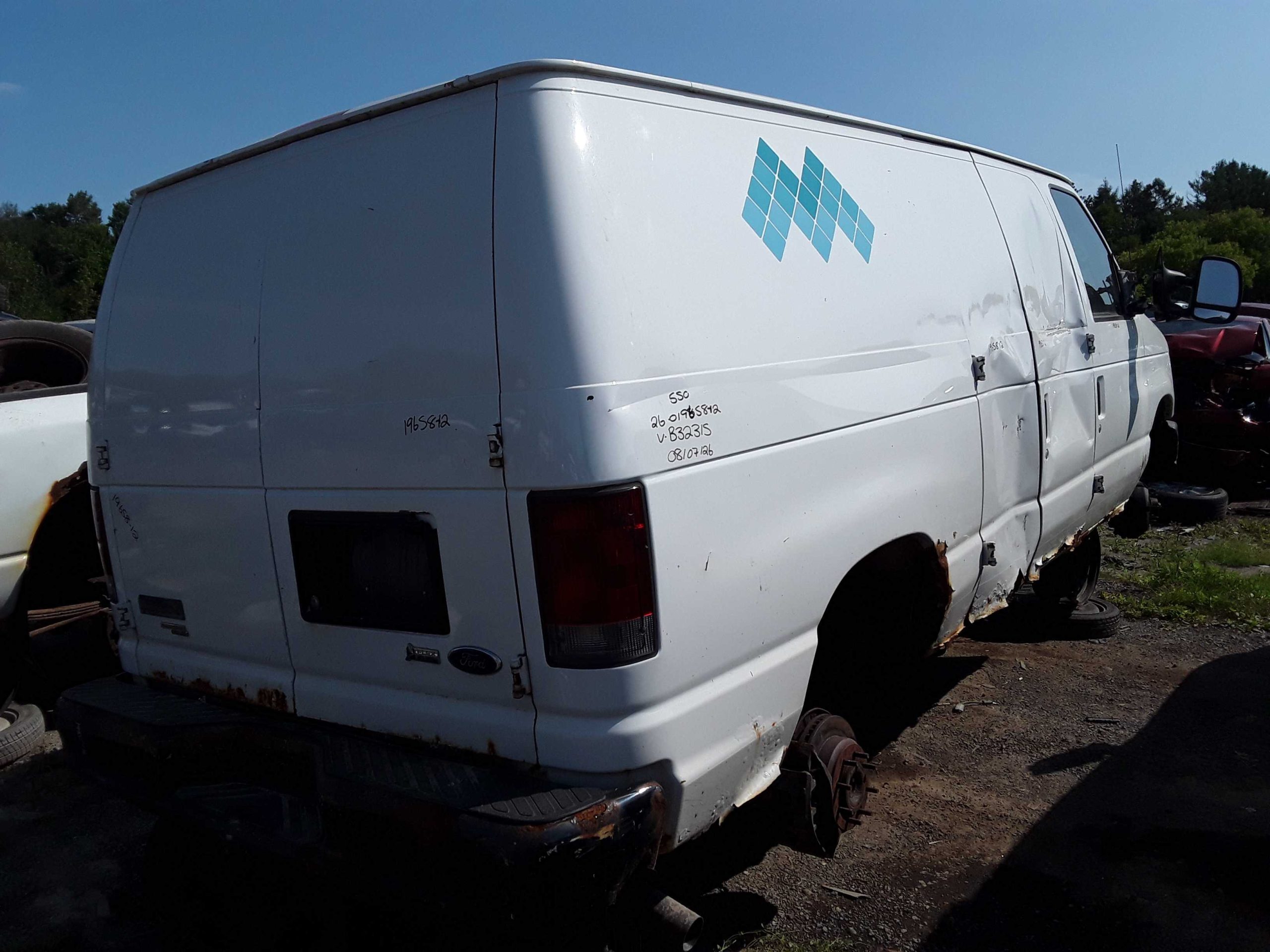 FORD ECONOLINE 2012