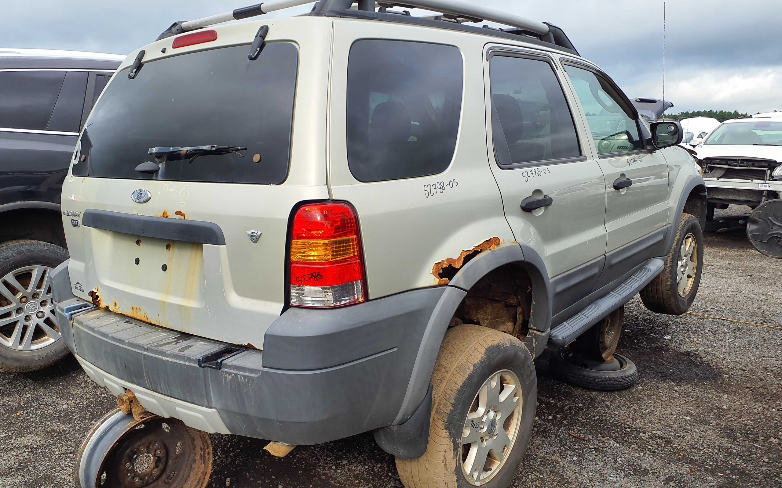 FORD ESCAPE 2005