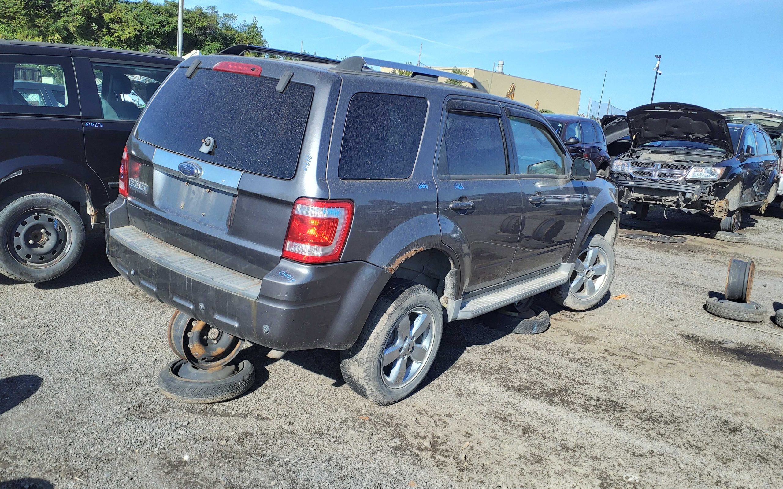 FORD ESCAPE 2010