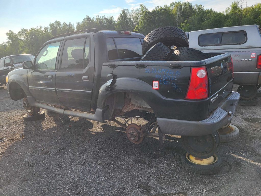 FORD EXPLORER 2004