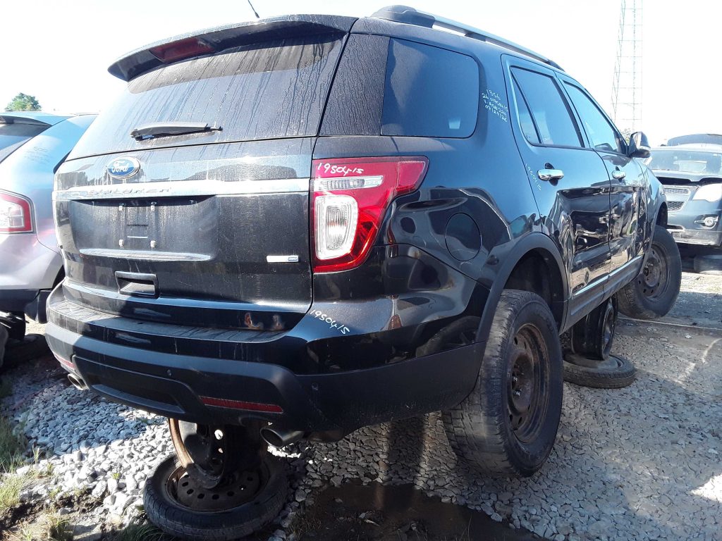 FORD EXPLORER 2015