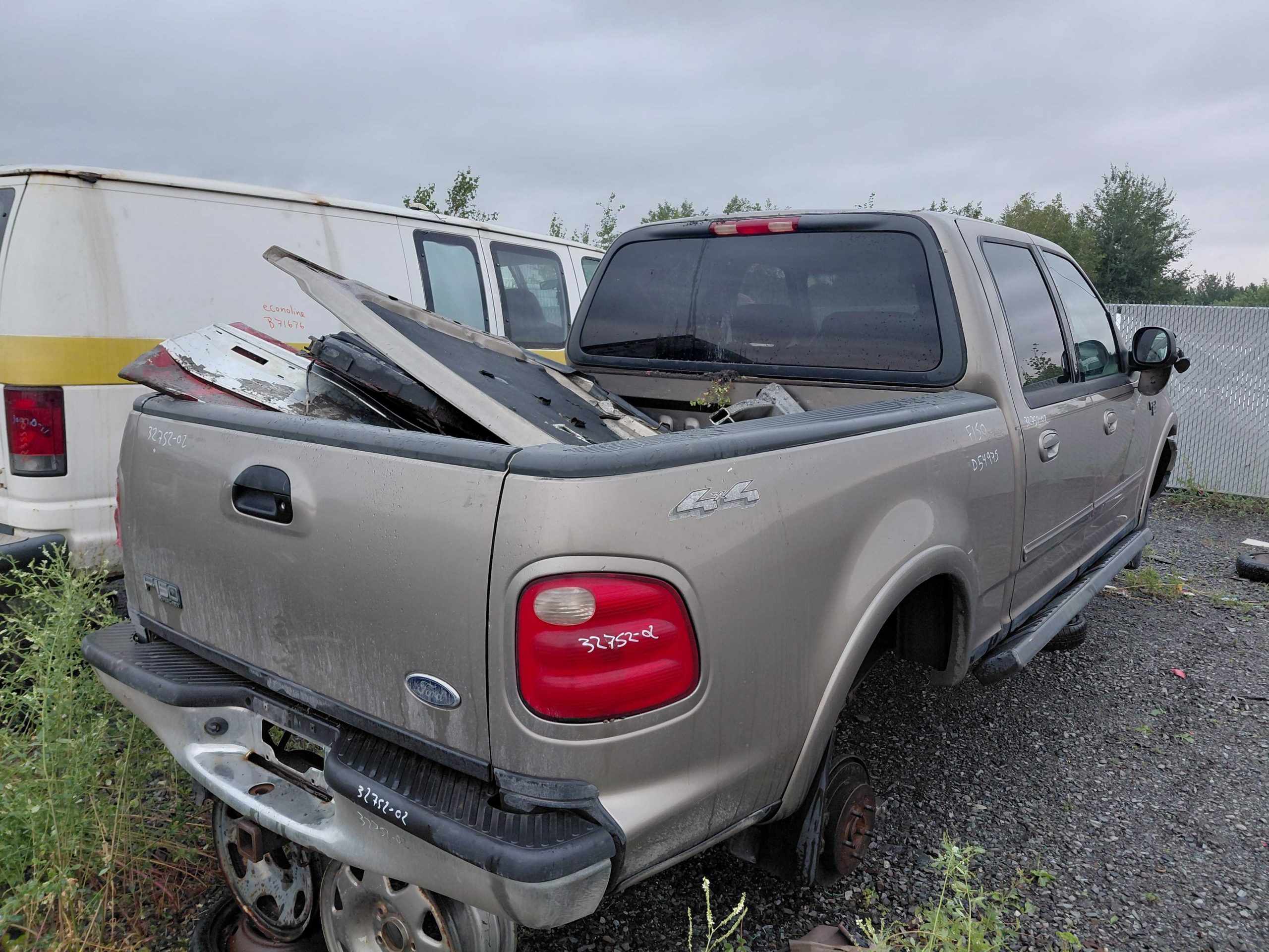 FORD F-150 2002