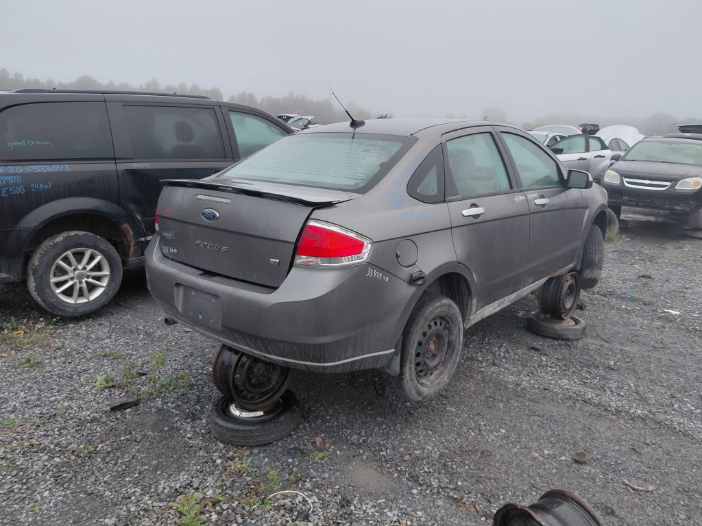 FORD FOCUS 2010