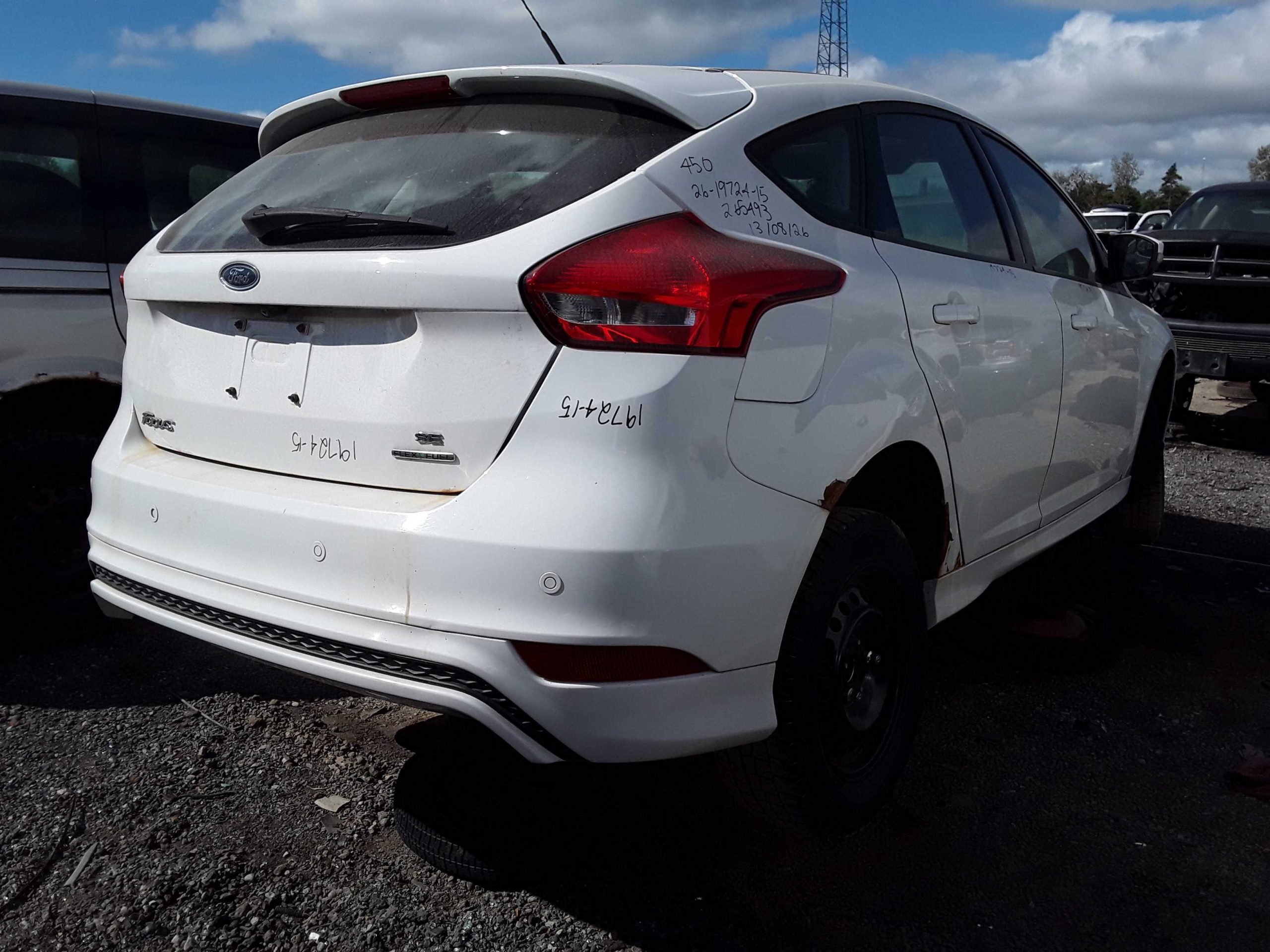 FORD FOCUS 2015