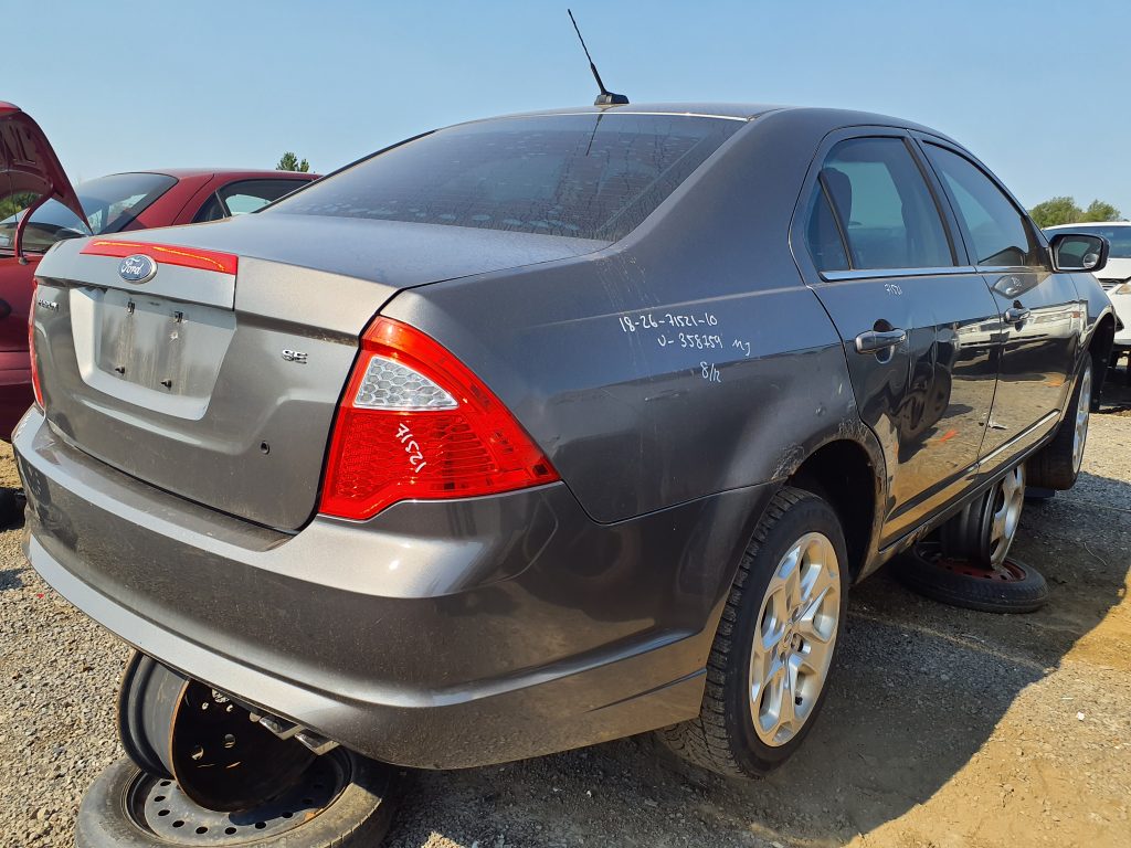 FORD FUSION 2010