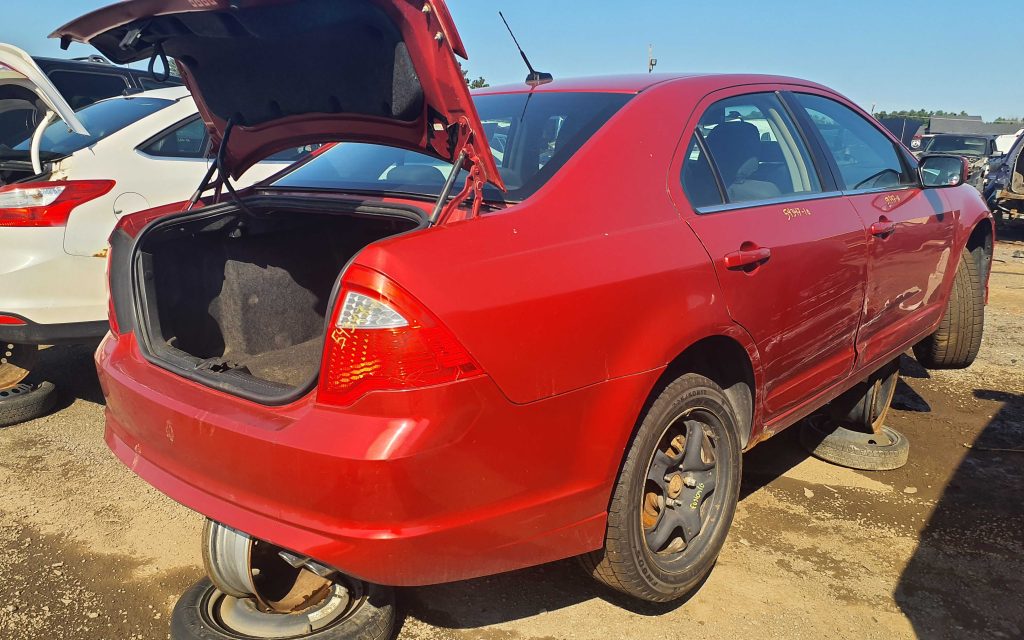 FORD FUSION 2010