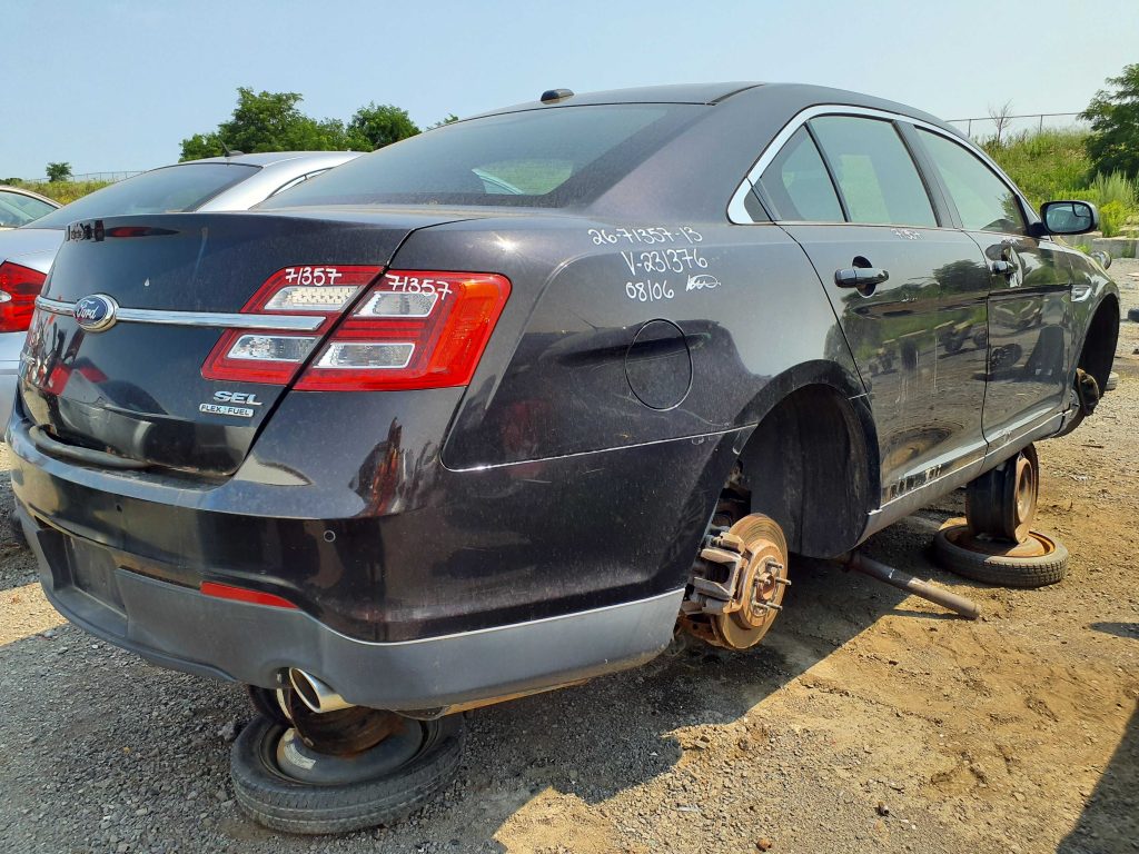 FORD TAURUS 2013