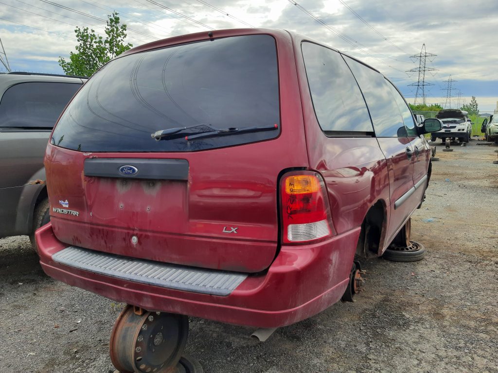FORD WINDSTAR 2003