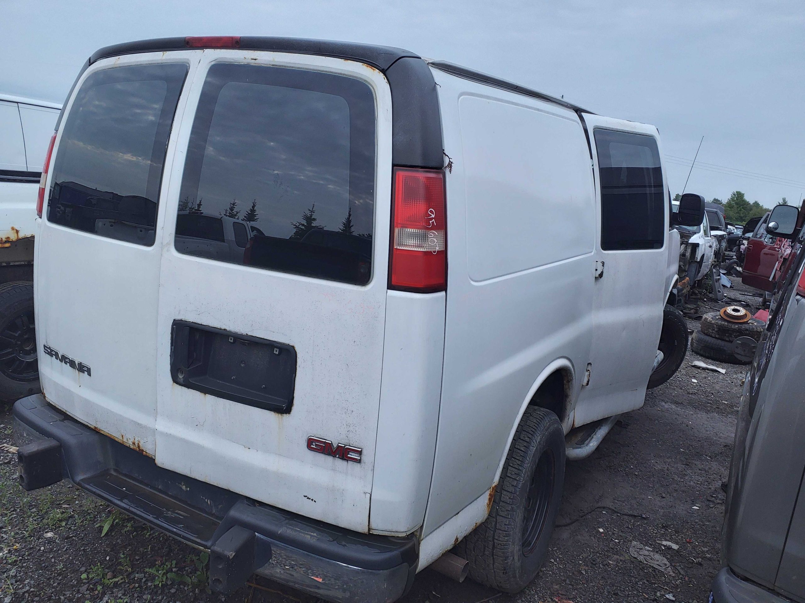 GMC SAVANA CARGO 2009