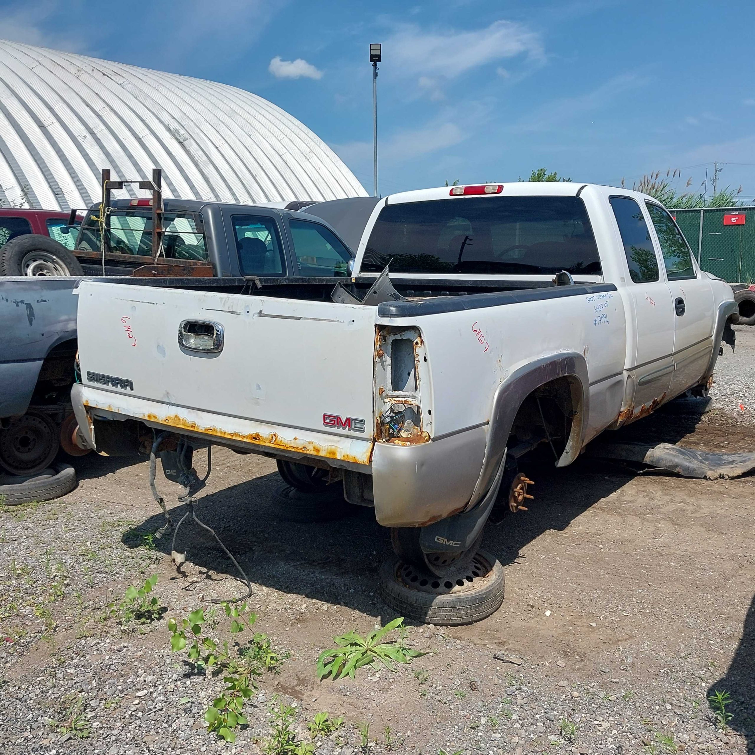 GMC SIERRA 1500 2005