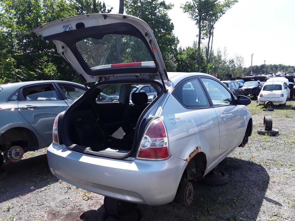 HYUNDAI ACCENT 2009