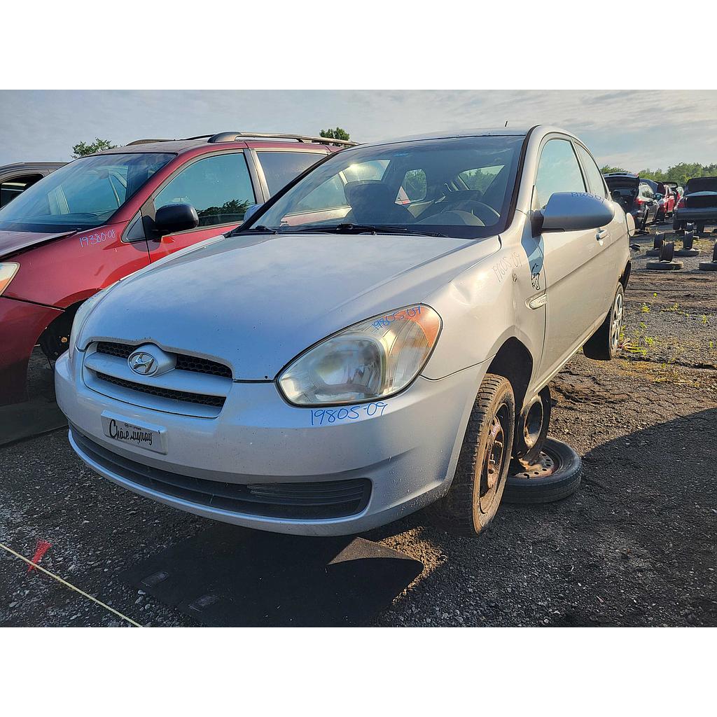 HYUNDAI ACCENT 2009