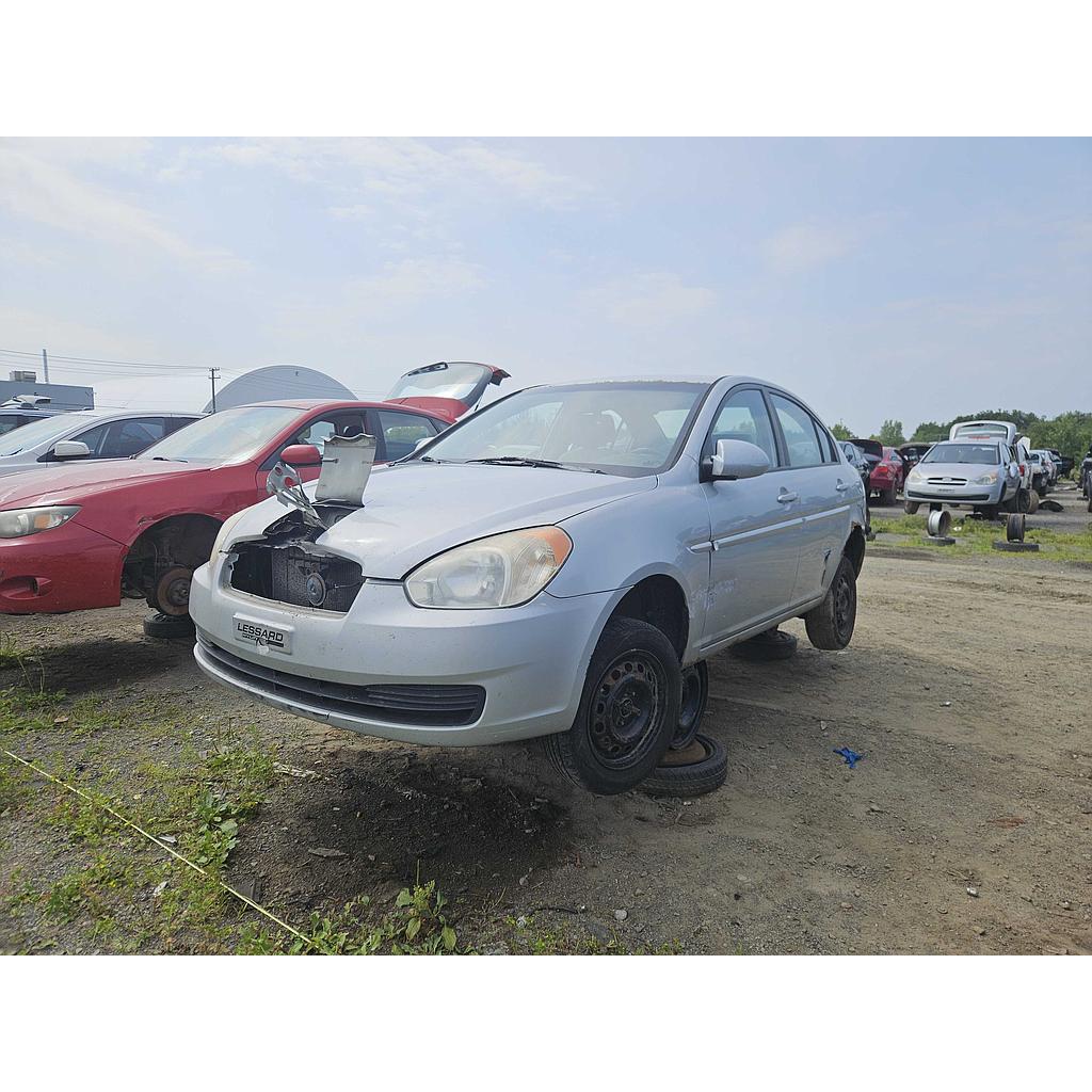 HYUNDAI ACCENT 2009
