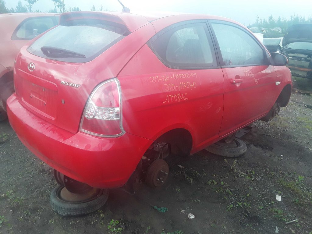 HYUNDAI ACCENT 2009