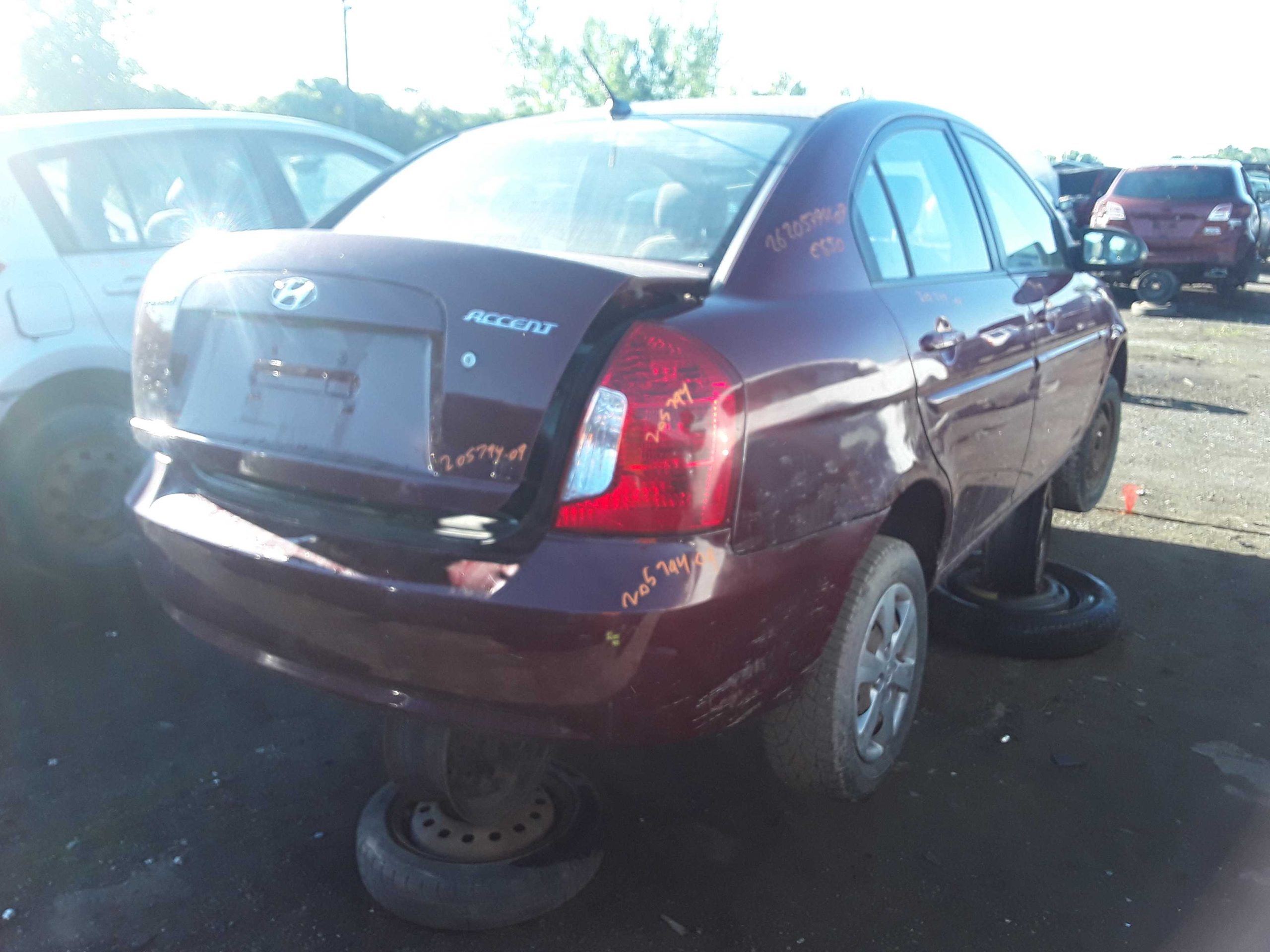 HYUNDAI ACCENT 2009