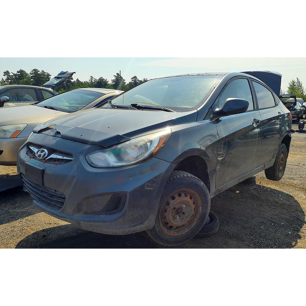HYUNDAI ACCENT 2012
