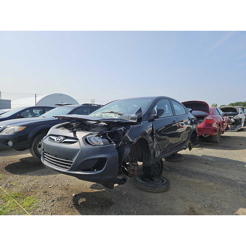 HYUNDAI ACCENT 2012