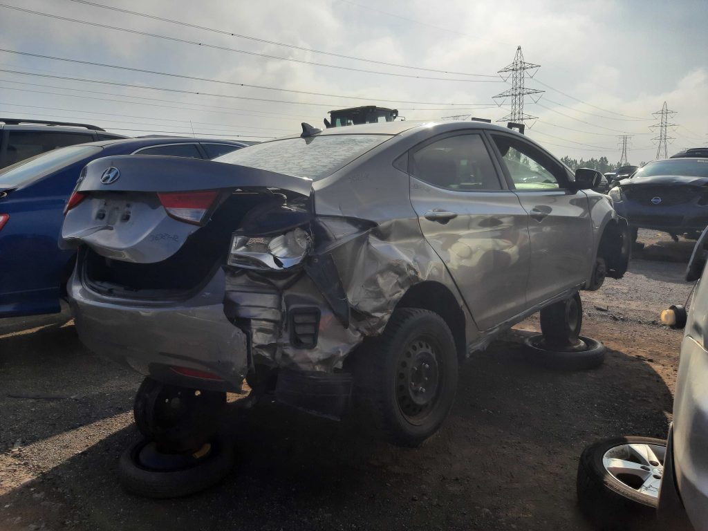 HYUNDAI ELANTRA 2012