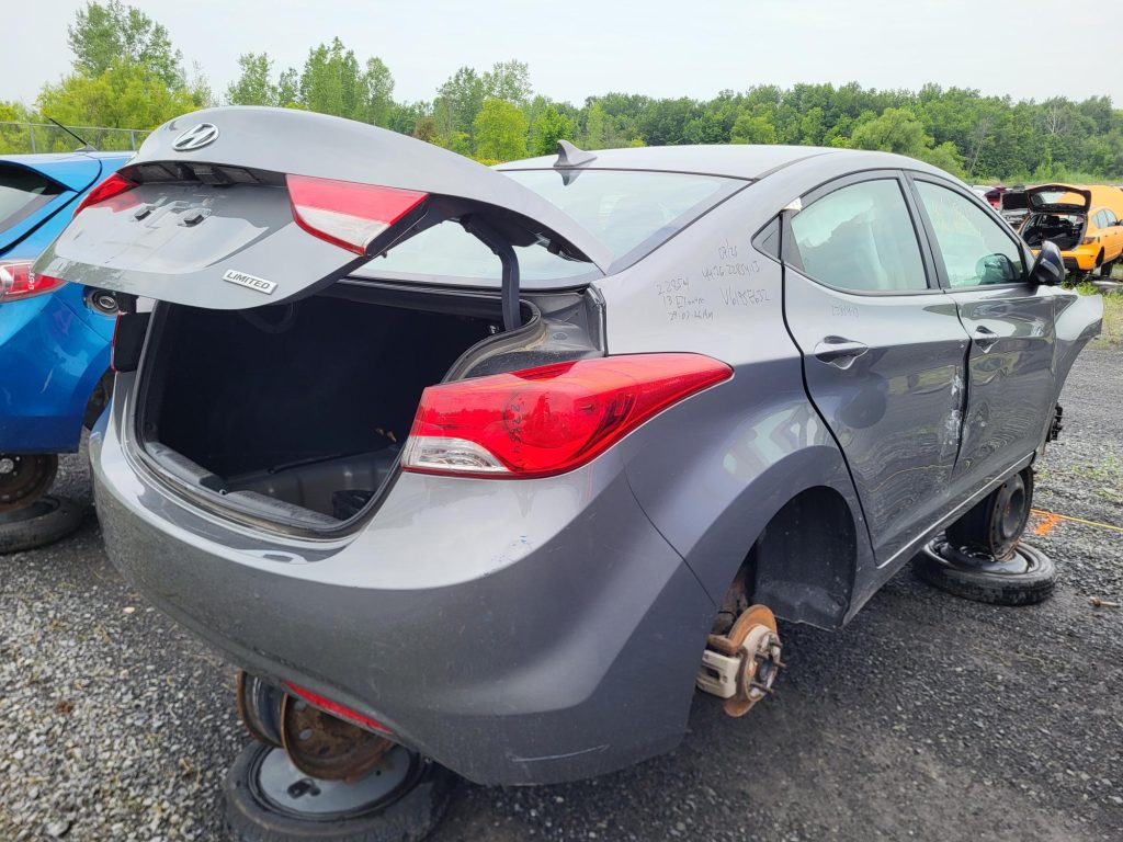 HYUNDAI ELANTRA 2013