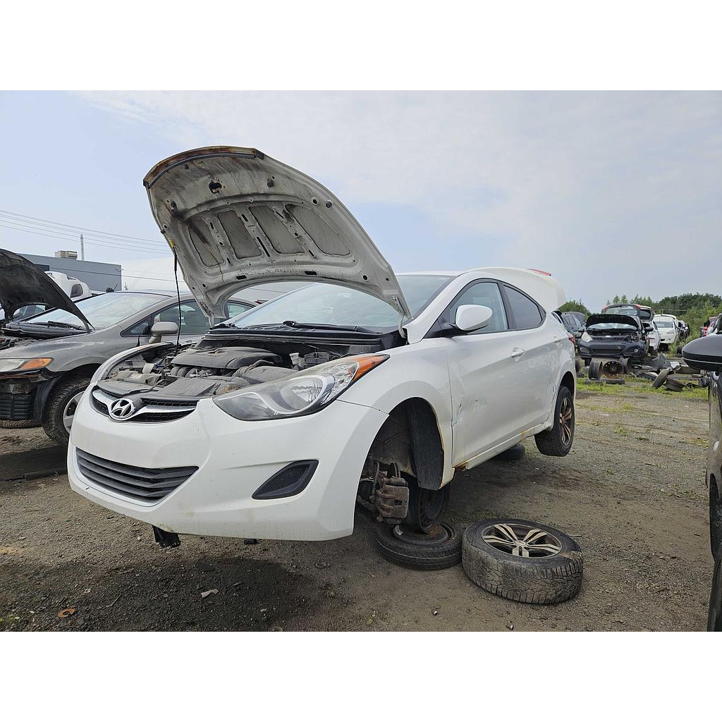 HYUNDAI ELANTRA 2013
