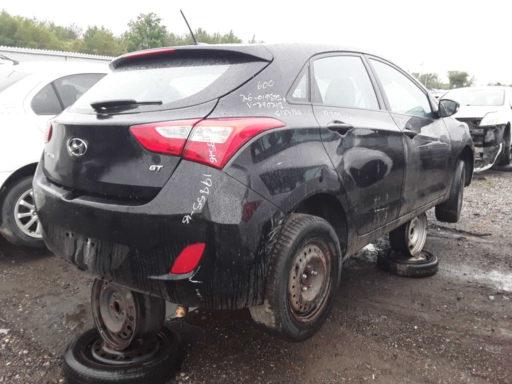 HYUNDAI ELANTRA 2016