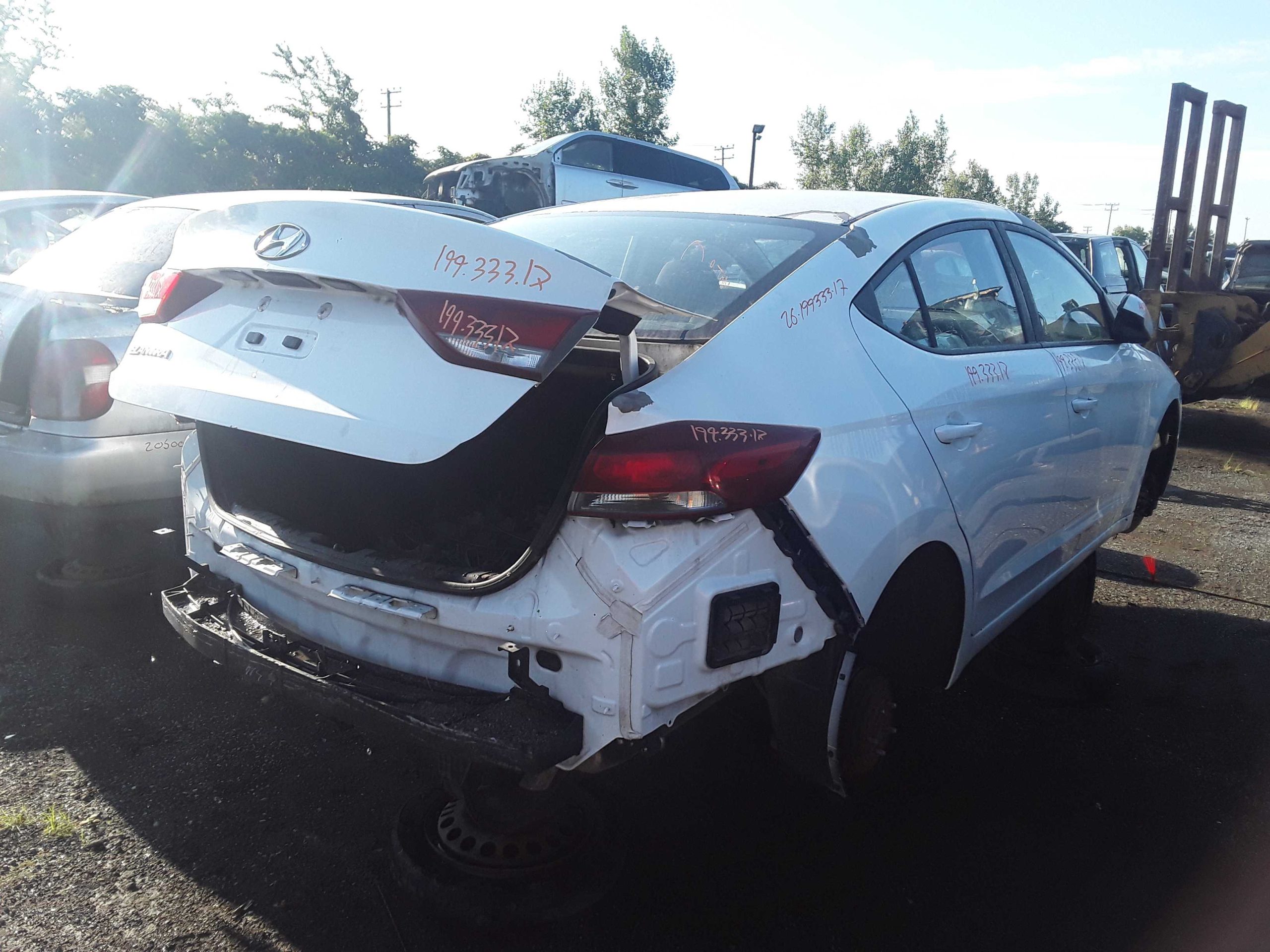 HYUNDAI ELANTRA 2017