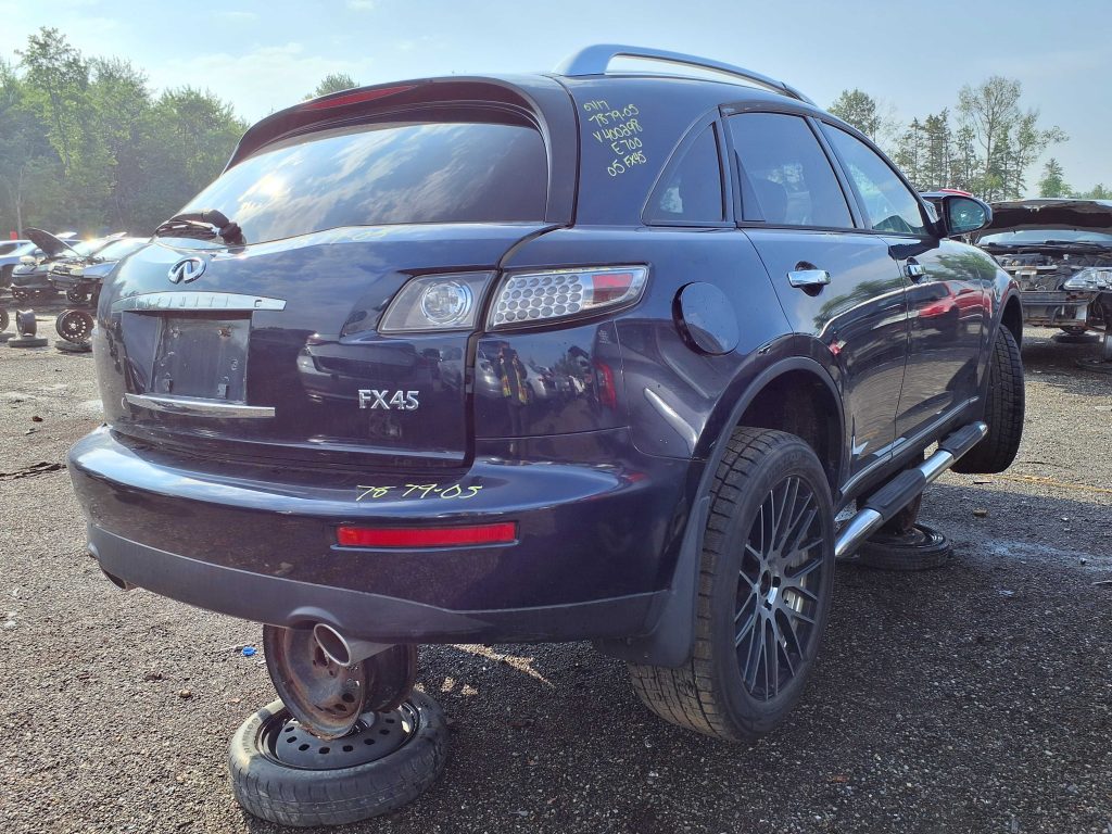 INFINITI FX45 2005
