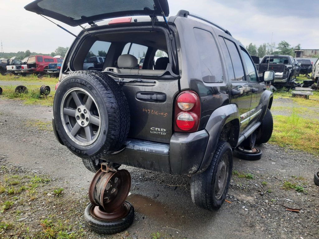 JEEP LIBERTY 2005