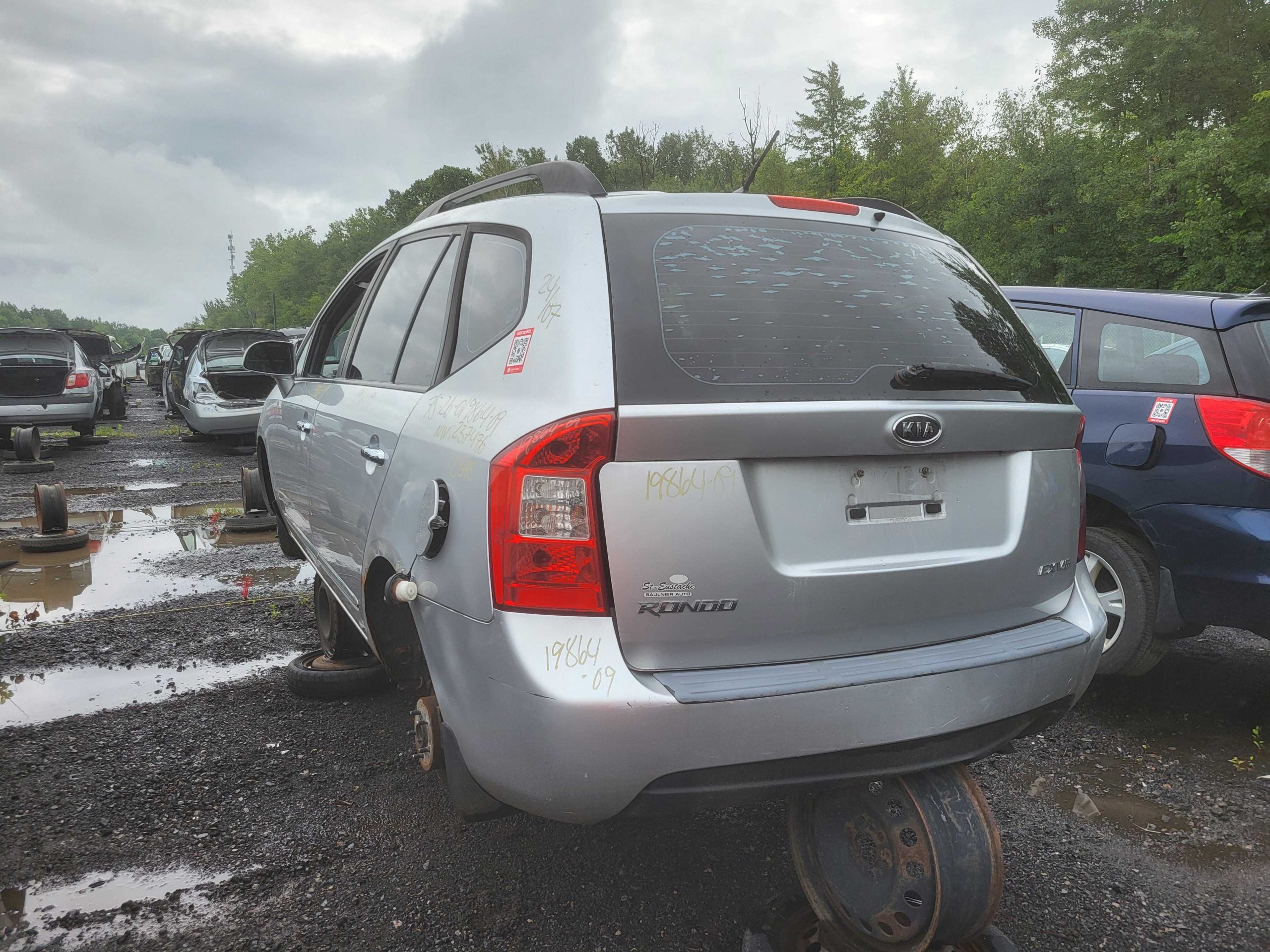 KIA RONDO 2009