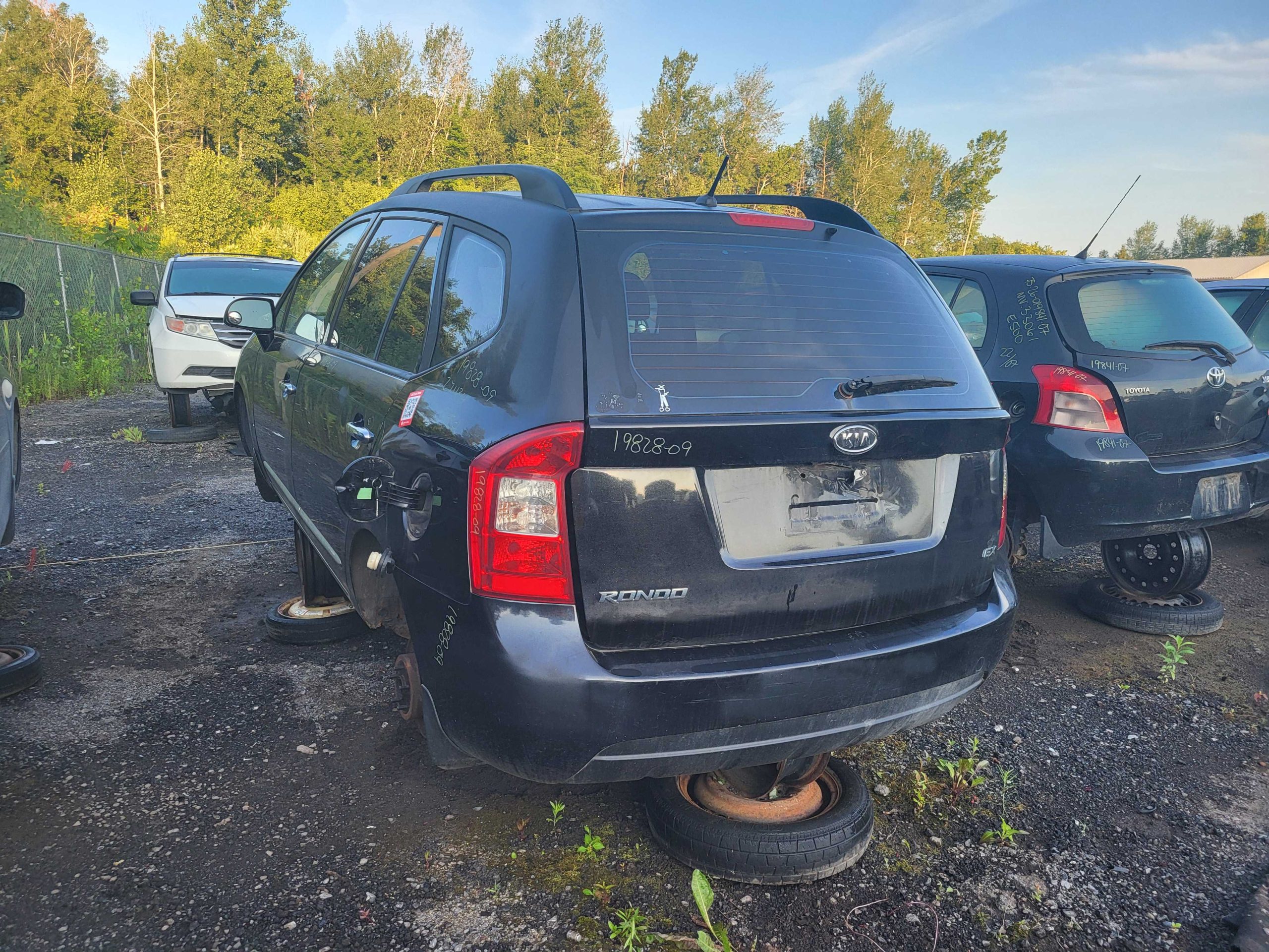 KIA RONDO 2009
