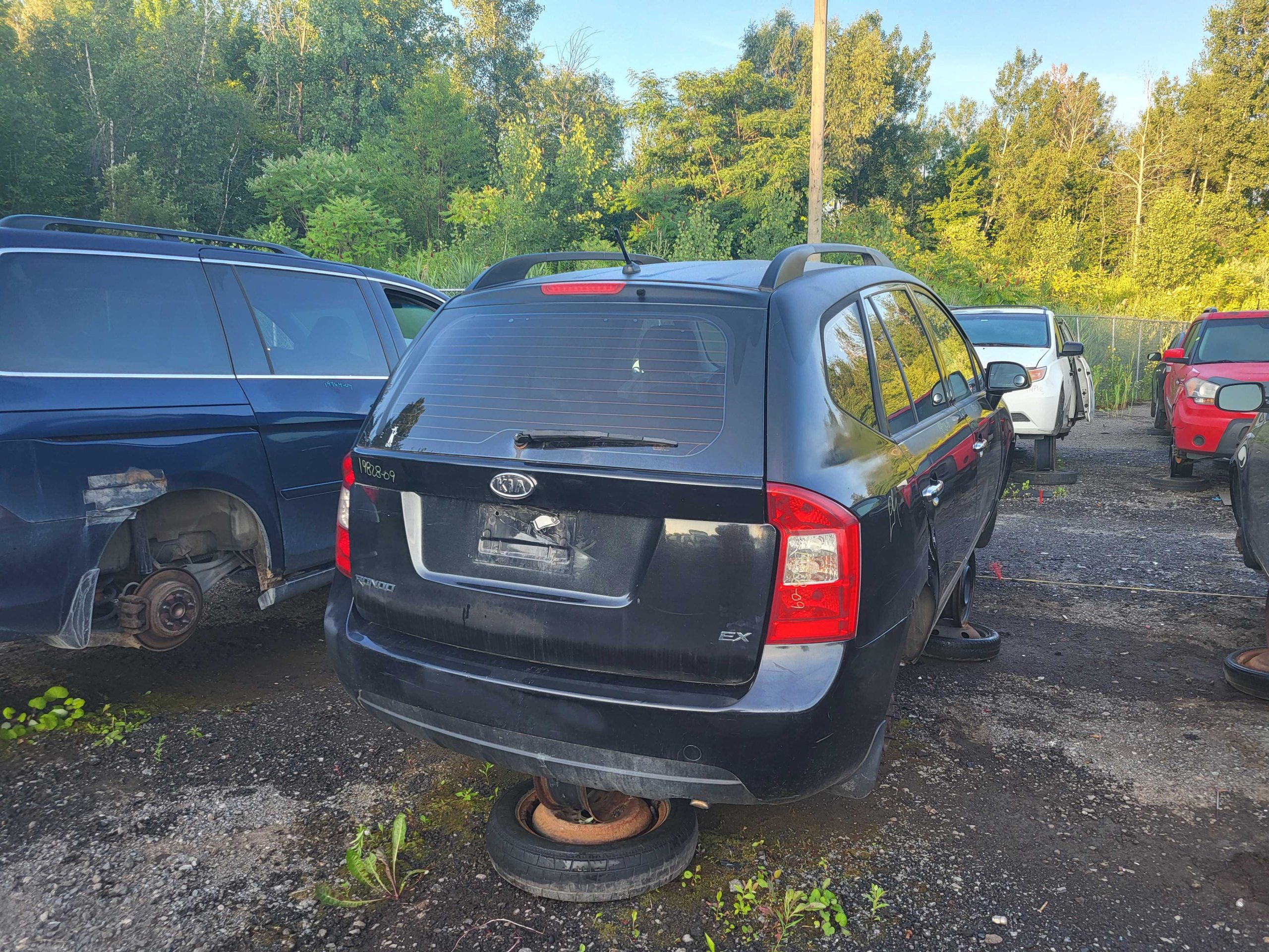 KIA RONDO 2009