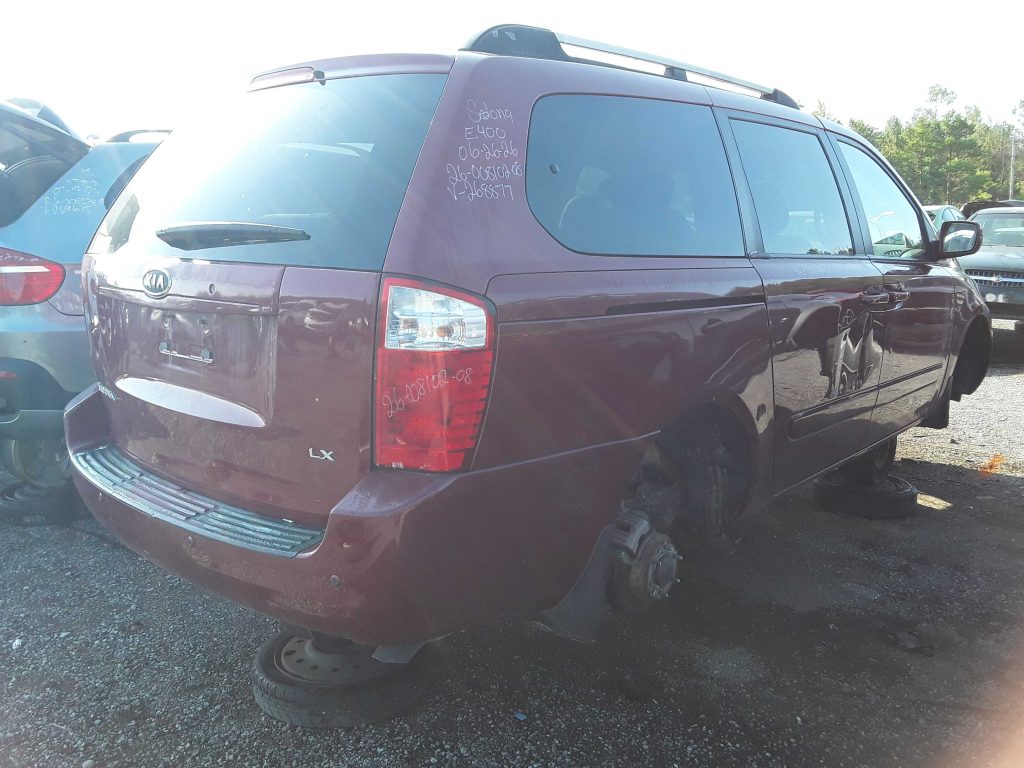 KIA SEDONA 2008