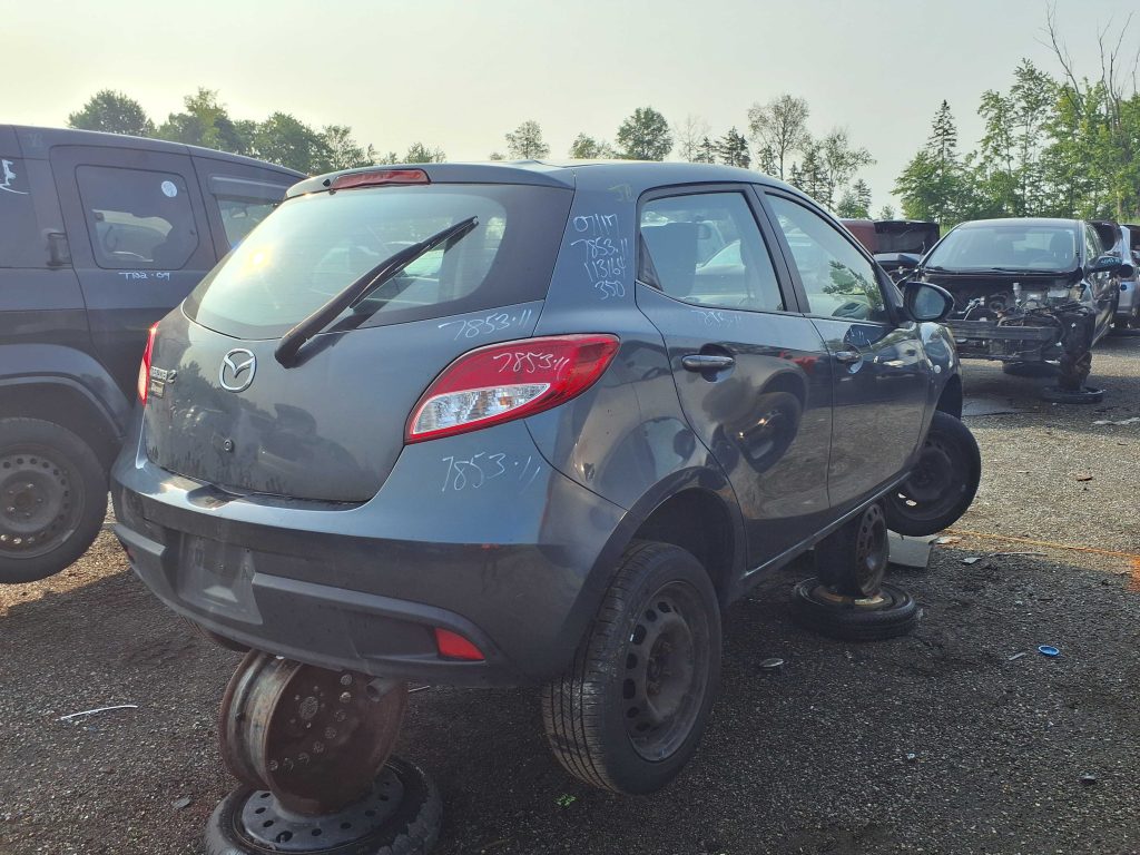 MAZDA MAZDA2 2011