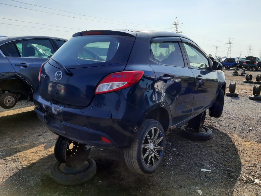 MAZDA MAZDA2 2011