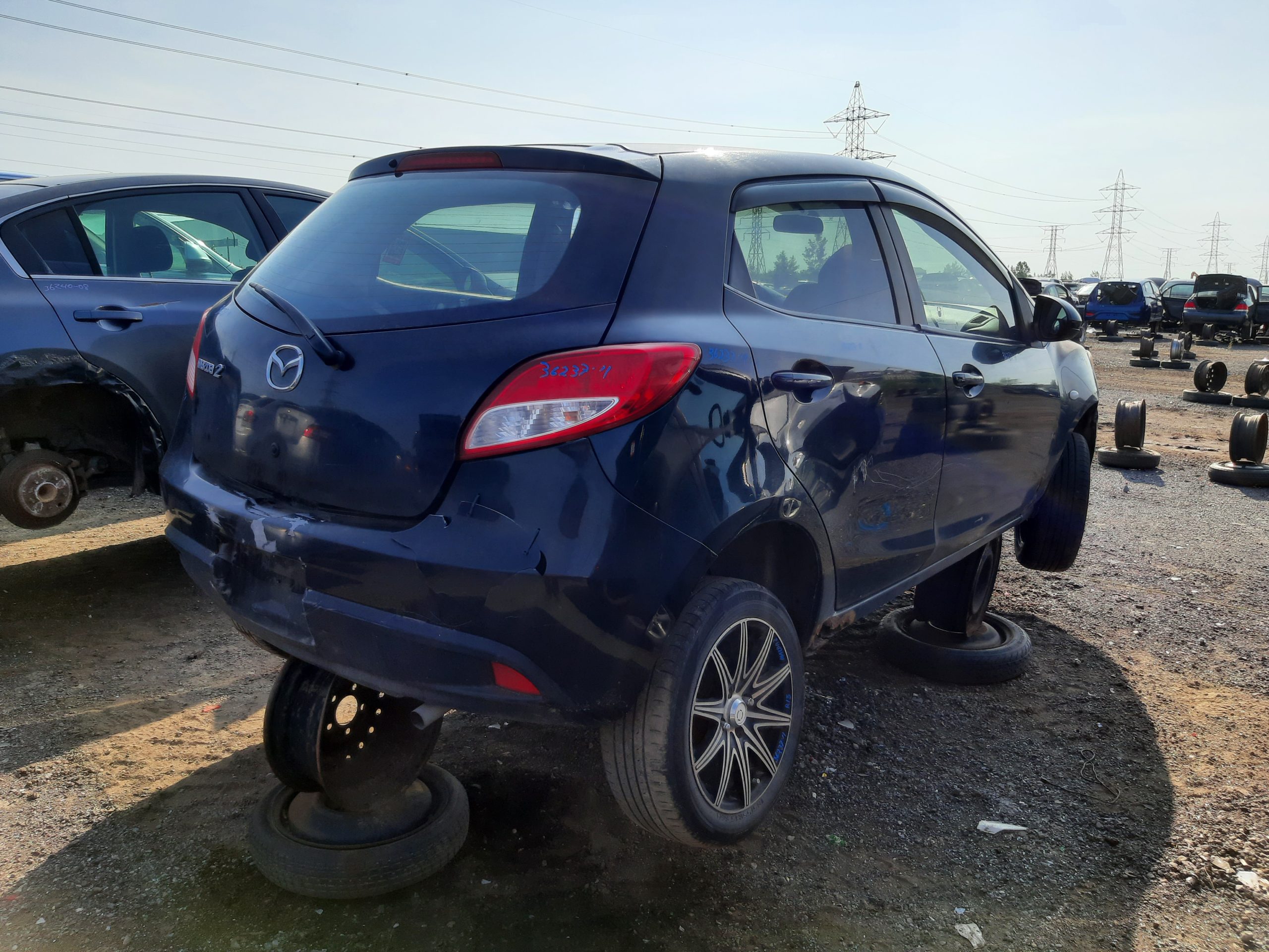 MAZDA MAZDA2 2011