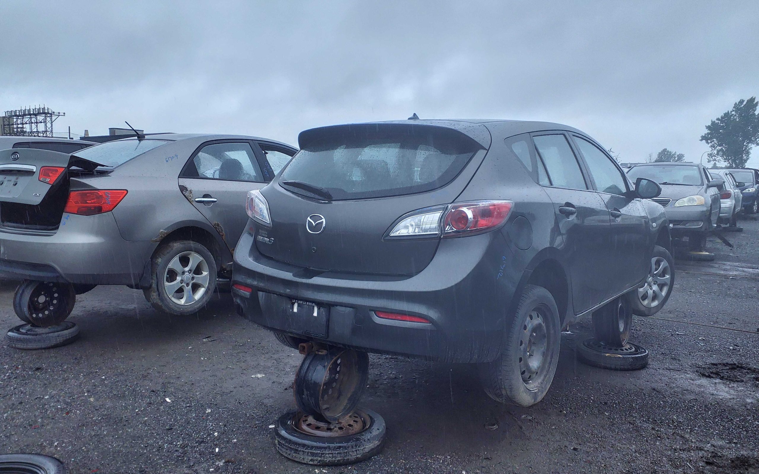 MAZDA MAZDA3 2010