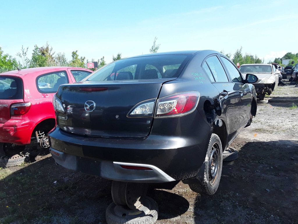 MAZDA MAZDA3 2010